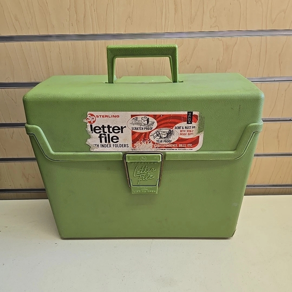 Vintage 1972 Sterling Plastic Letter File Box With Lid Rare 70's Green Color